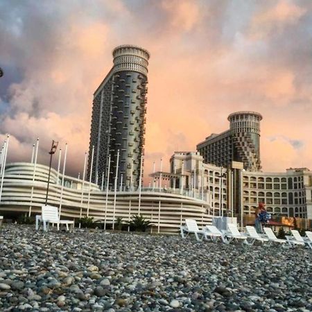 Orbi Sea Tower Apartment Батуми Екстериор снимка